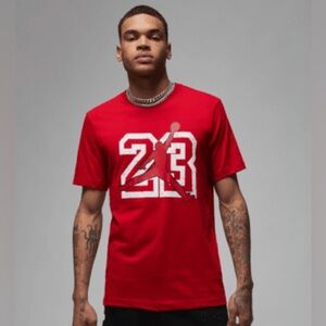 Jordan Flight Essentials Red Short Sleeve Tee Size Small